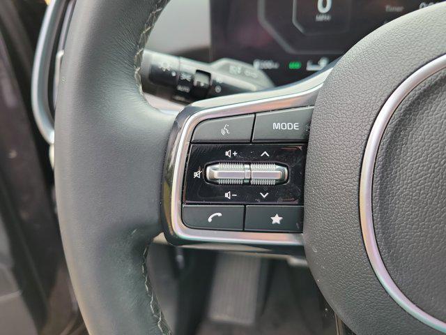 used 2025 Kia Sorento car, priced at $33,485