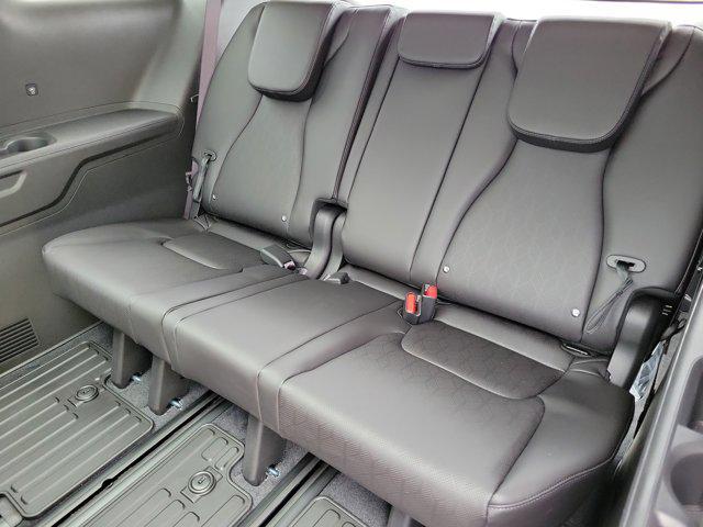 new 2026 Kia Carnival Hybrid car, priced at $51,285