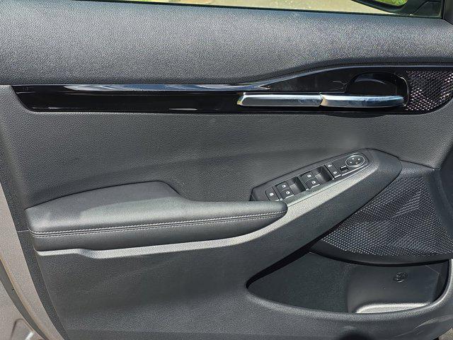 new 2025 Kia Seltos car, priced at $28,575