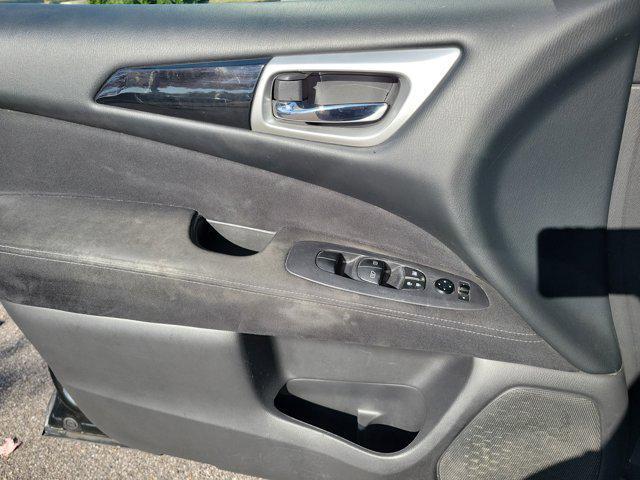 used 2016 Nissan Pathfinder car, priced at $9,359