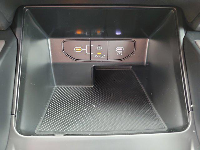 new 2026 Kia Sorento car, priced at $34,245