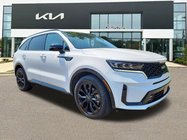 used 2023 Kia Sorento car, priced at $32,025