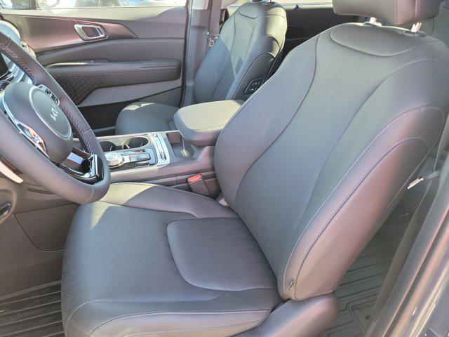 new 2026 Kia Carnival Hybrid car, priced at $51,285