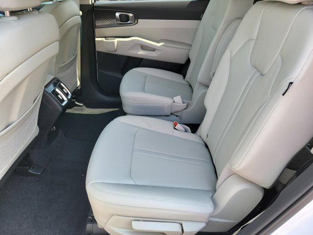 new 2025 Kia Sorento car, priced at $41,525