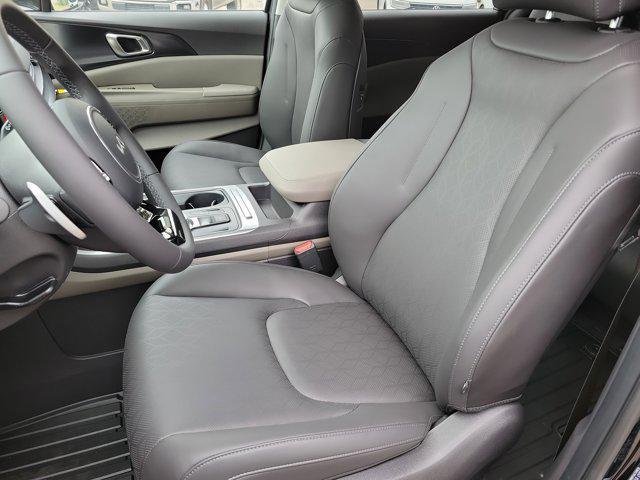 new 2026 Kia Carnival Hybrid car, priced at $43,185