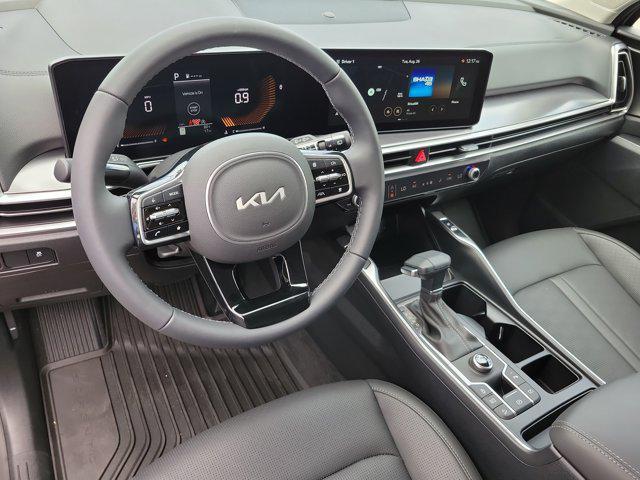 new 2025 Kia Sorento car, priced at $38,855