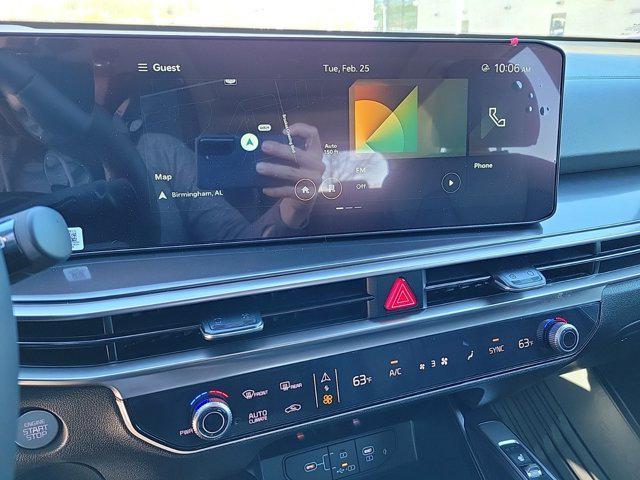 new 2025 Kia Sorento car, priced at $43,025