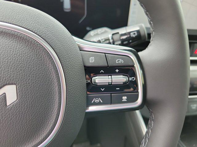 new 2025 Kia Carnival car, priced at $53,095