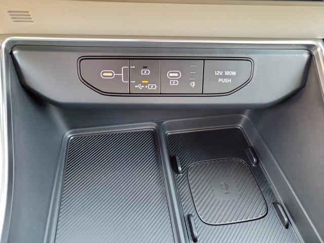 new 2026 Kia Carnival car, priced at $53,285