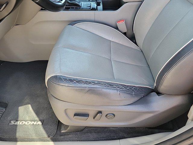 used 2015 Kia Sedona car