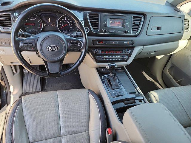 used 2015 Kia Sedona car