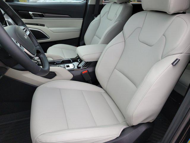new 2025 Kia Telluride car, priced at $41,990