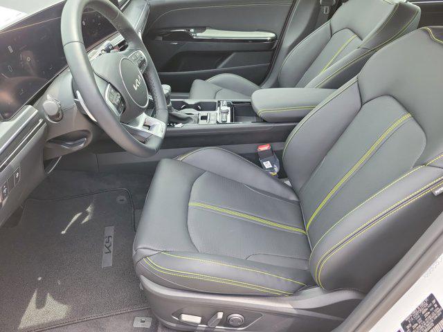 new 2025 Kia K5 car, priced at $39,325