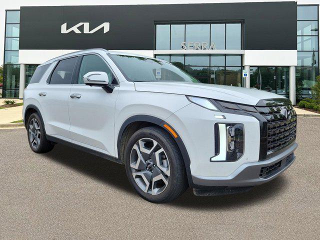 used 2024 Hyundai Palisade car, priced at $37,809
