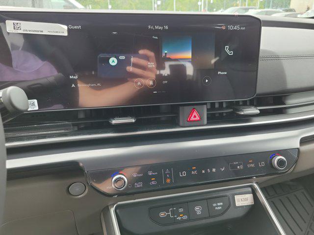 new 2025 Kia Carnival car, priced at $40,500