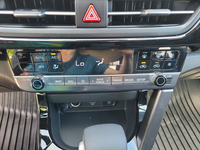 new 2025 Kia Seltos car, priced at $27,170