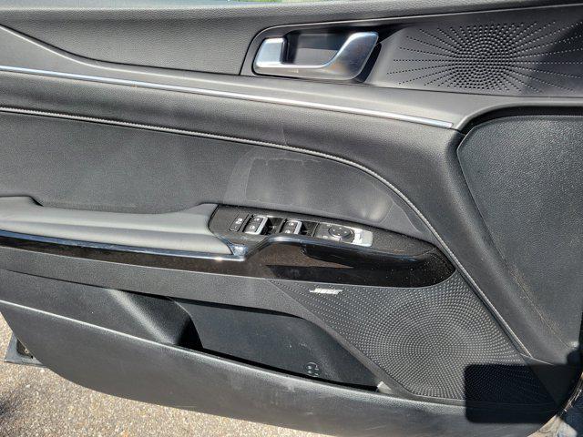 used 2025 Kia K5 car, priced at $27,827