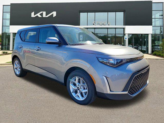 new 2025 Kia Soul car, priced at $22,340