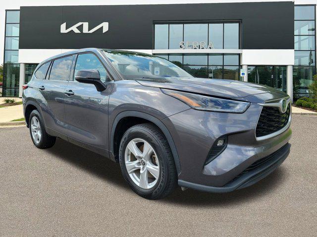 used 2021 Toyota Highlander Hybrid car, priced at $26,428