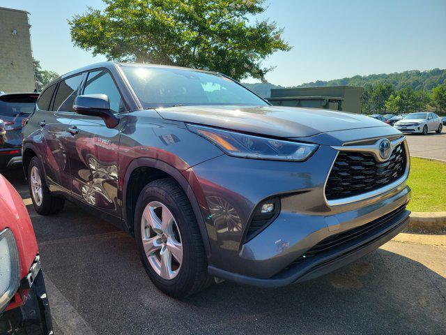 used 2021 Toyota Highlander Hybrid car, priced at $26,428