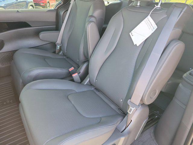 new 2026 Kia Carnival car, priced at $53,285
