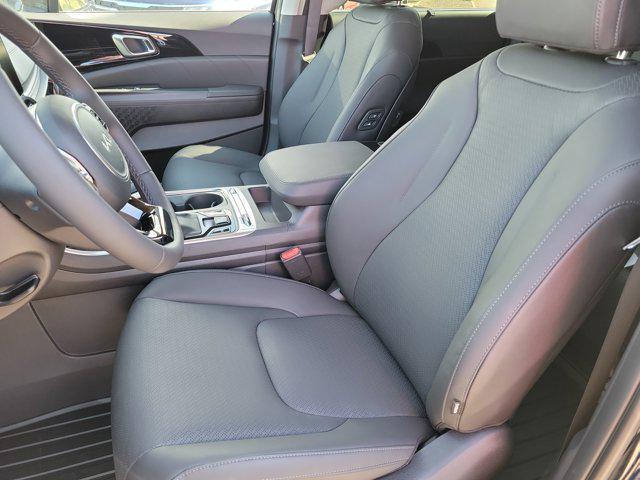 new 2026 Kia Carnival car, priced at $53,285