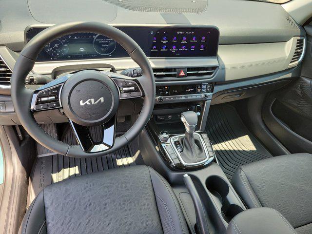 new 2025 Kia Seltos car, priced at $30,260