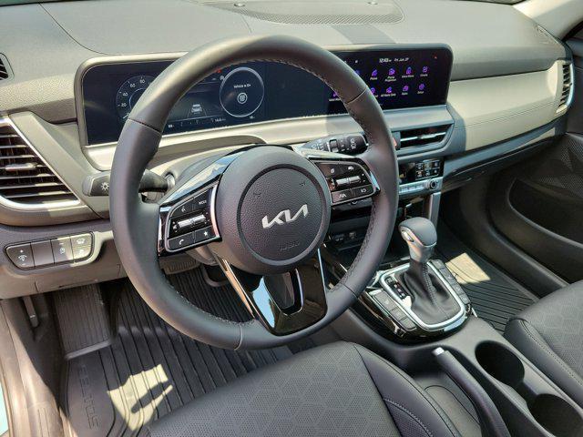 new 2025 Kia Seltos car, priced at $30,260