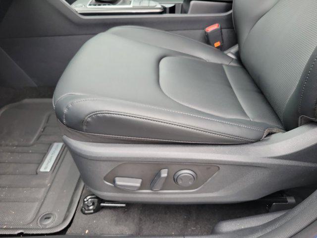 new 2026 Kia Sportage car, priced at $33,510