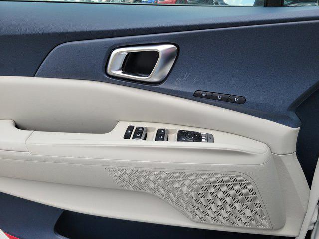 new 2026 Kia Carnival Hybrid car, priced at $45,385