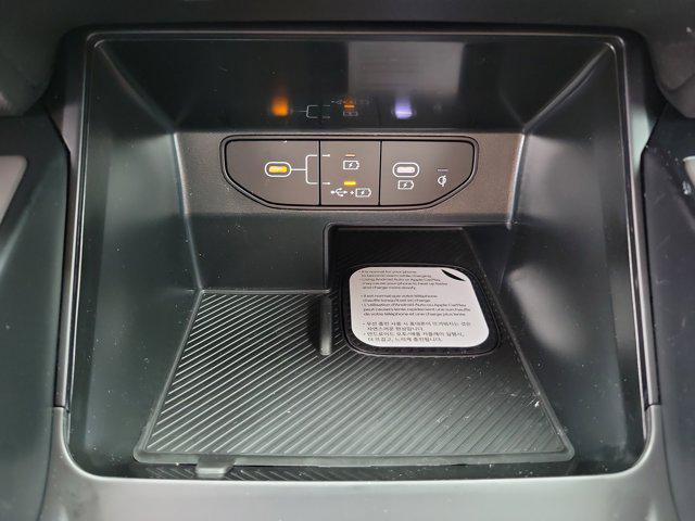 new 2026 Kia Sorento car, priced at $38,070