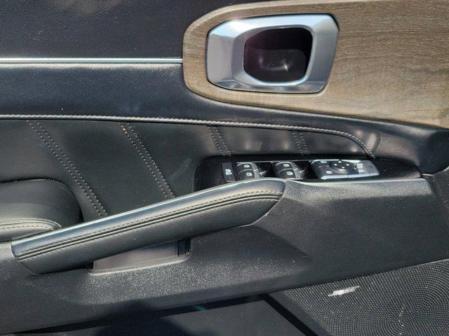used 2021 Kia Sorento car, priced at $22,121