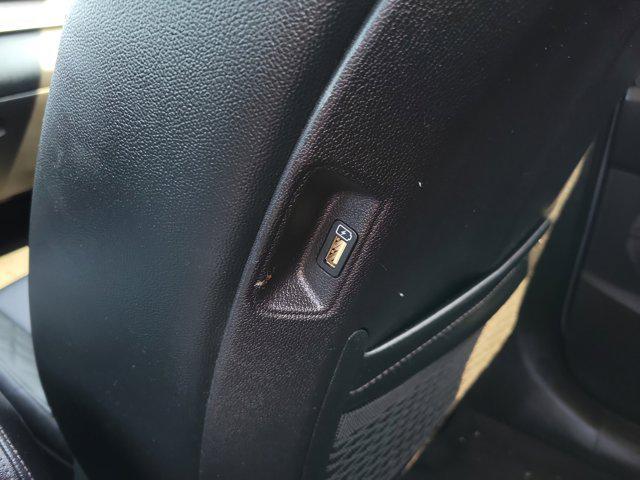 used 2021 Kia Sorento car, priced at $22,121