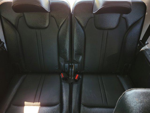 used 2021 Kia Sorento car, priced at $22,121