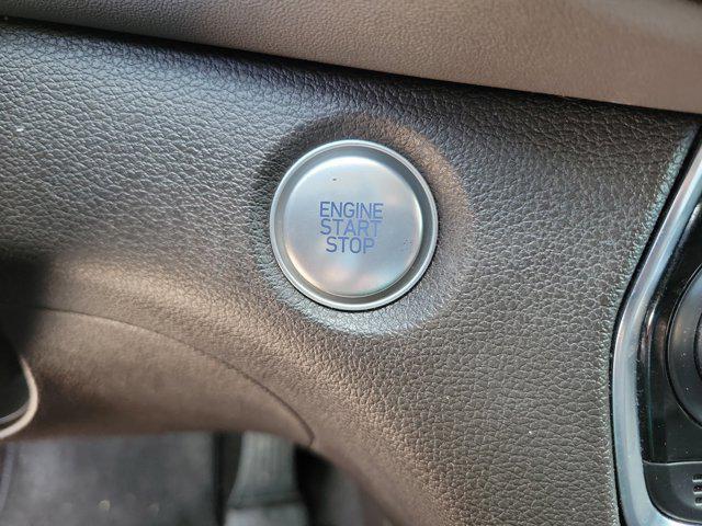 used 2020 Hyundai Santa Fe car, priced at $16,767