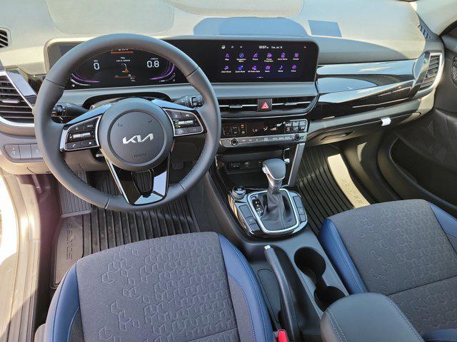 new 2025 Kia Seltos car, priced at $27,170