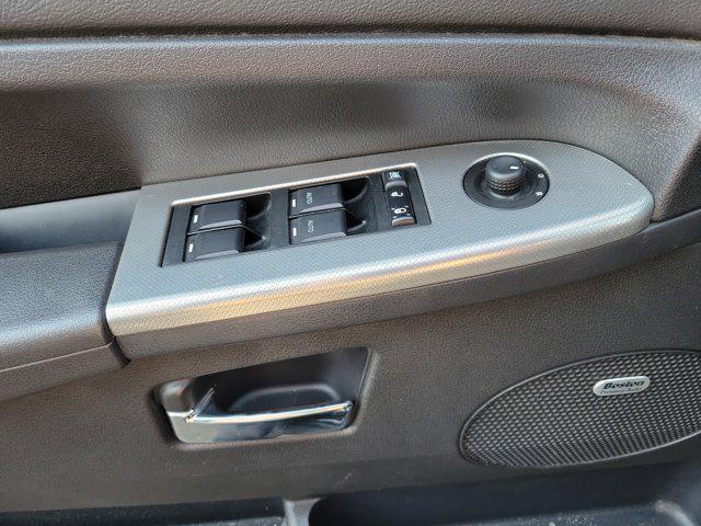 used 2009 Jeep Grand Cherokee car, priced at $5,987