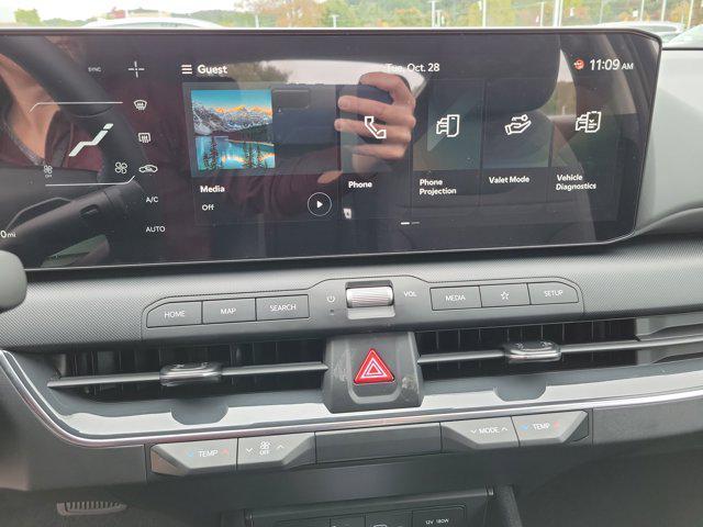 new 2025 Kia K4 car, priced at $25,855