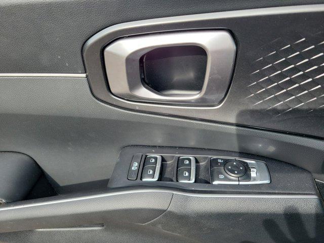 used 2025 Kia Sorento car, priced at $27,987