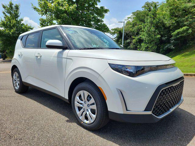 new 2025 Kia Soul car, priced at $22,570