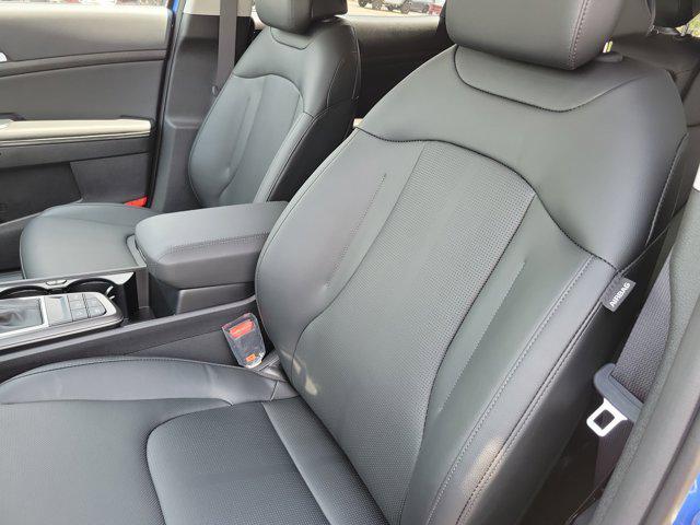 new 2026 Kia Sportage car, priced at $33,065