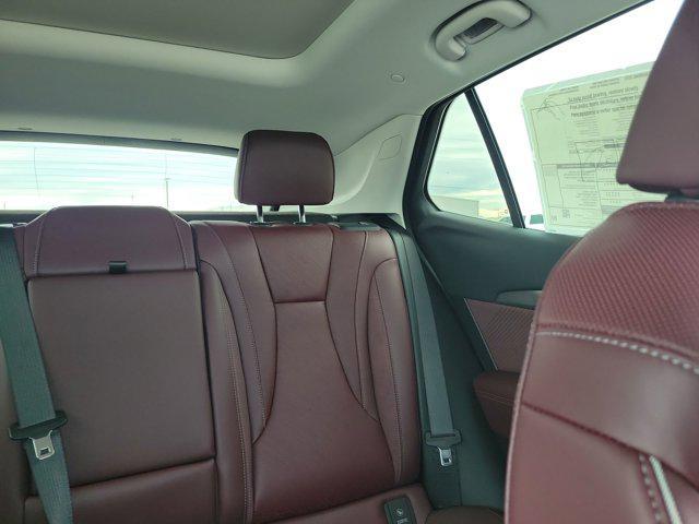new 2025 Buick Envision car, priced at $40,236
