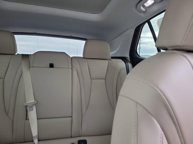 new 2025 Buick Envision car, priced at $37,936