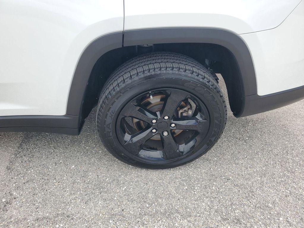 used 2023 Jeep Grand Cherokee L car, priced at $24,497