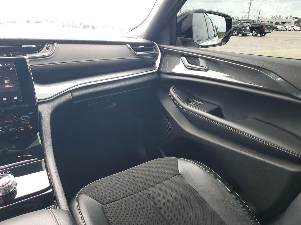 used 2023 Jeep Grand Cherokee L car, priced at $24,497