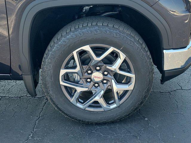 new 2025 GMC Sierra 1500 car, priced at $58,170