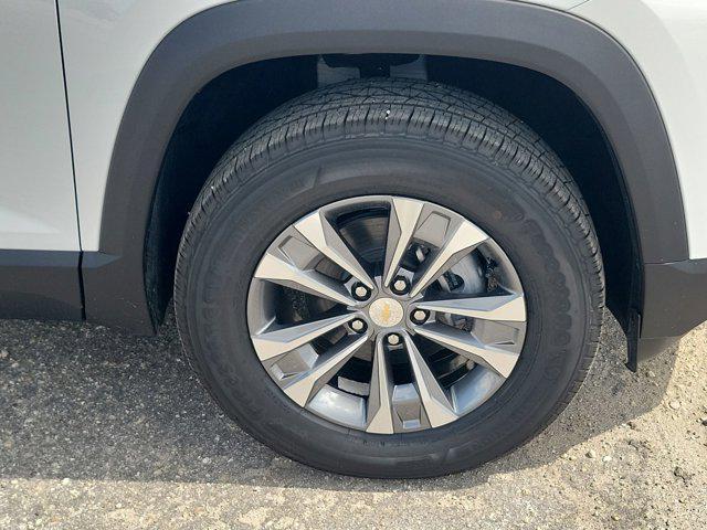 new 2026 Chevrolet Equinox car, priced at $30,295