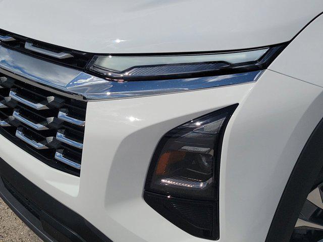new 2026 Chevrolet Equinox car, priced at $30,295