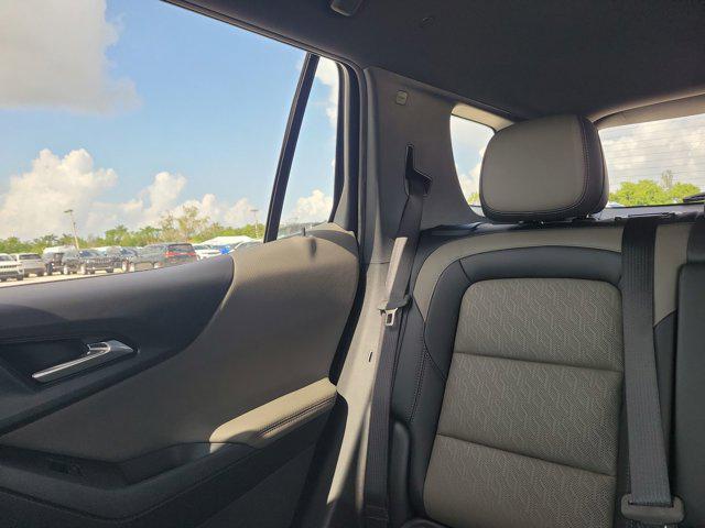 new 2026 Chevrolet Equinox car, priced at $30,295