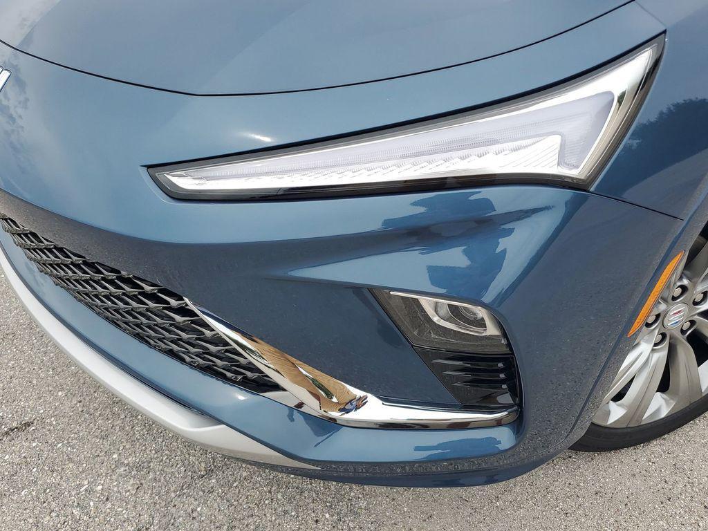 new 2025 Buick Envista car, priced at $27,795